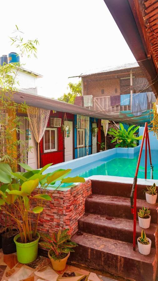Backpackers Inn Gardenview Inn Ел Нидо Екстериор снимка